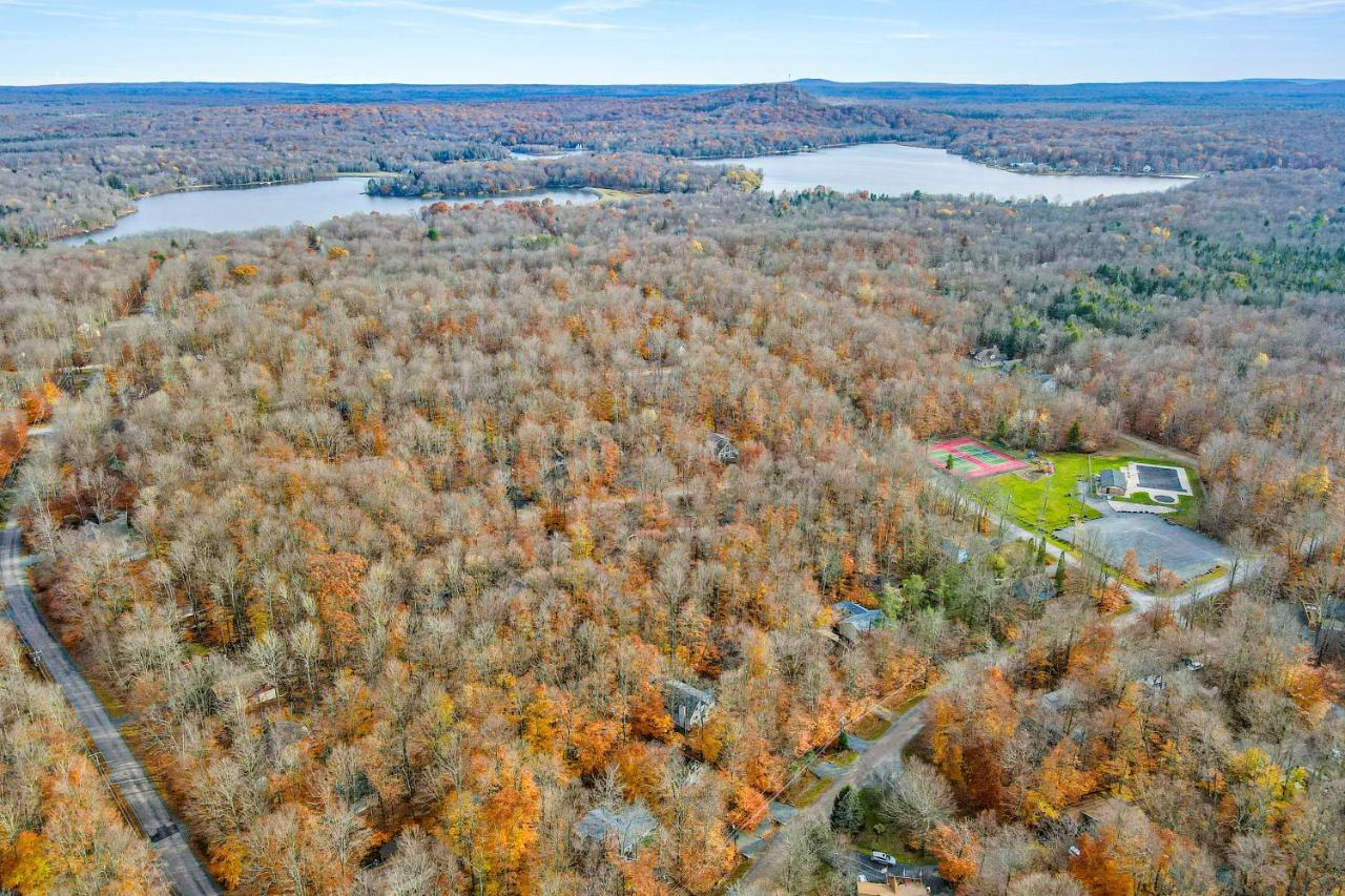 Friendship Lodge Pocono Lake Exterior foto